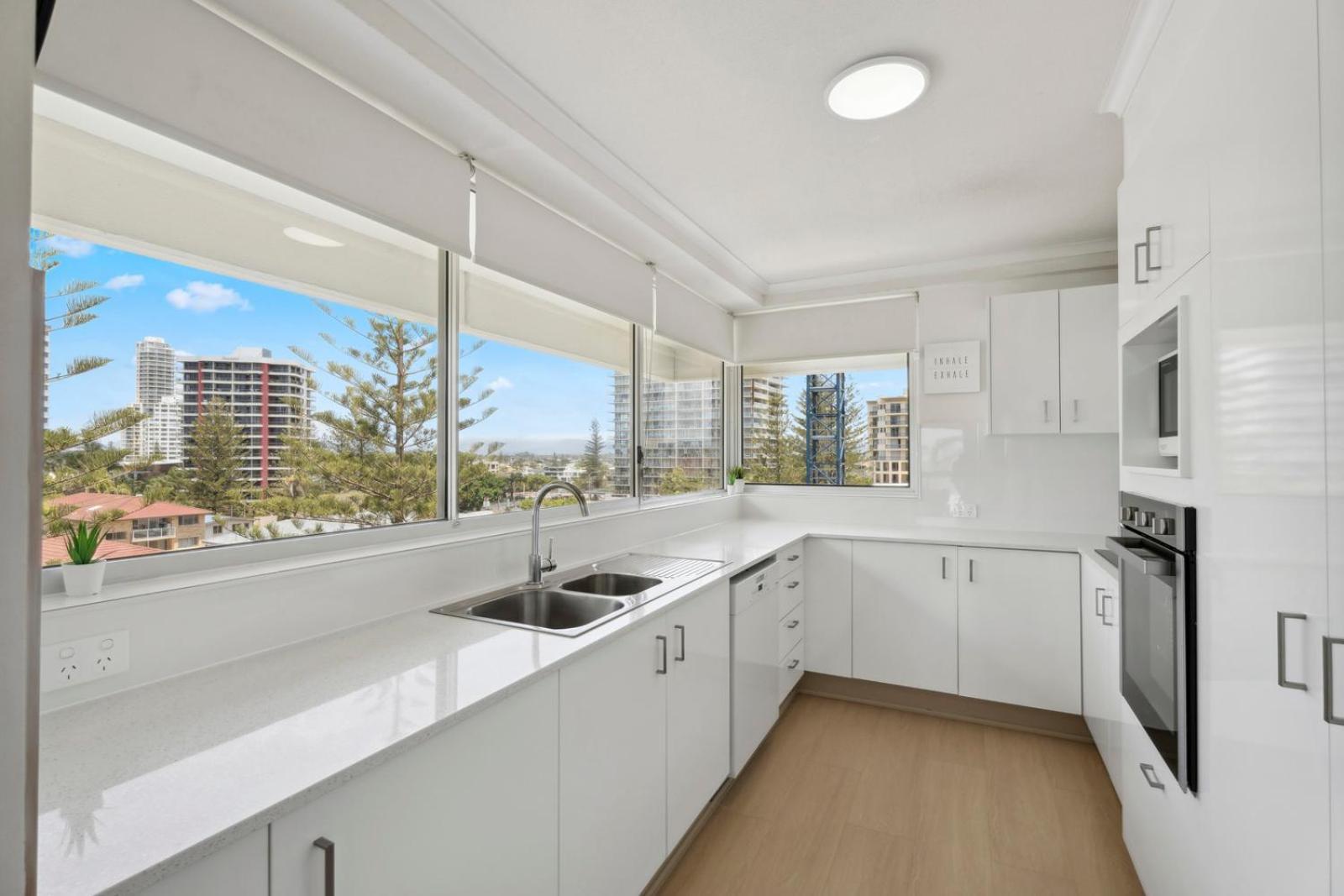 Baronnet Apartments Gold Coast Esterno foto