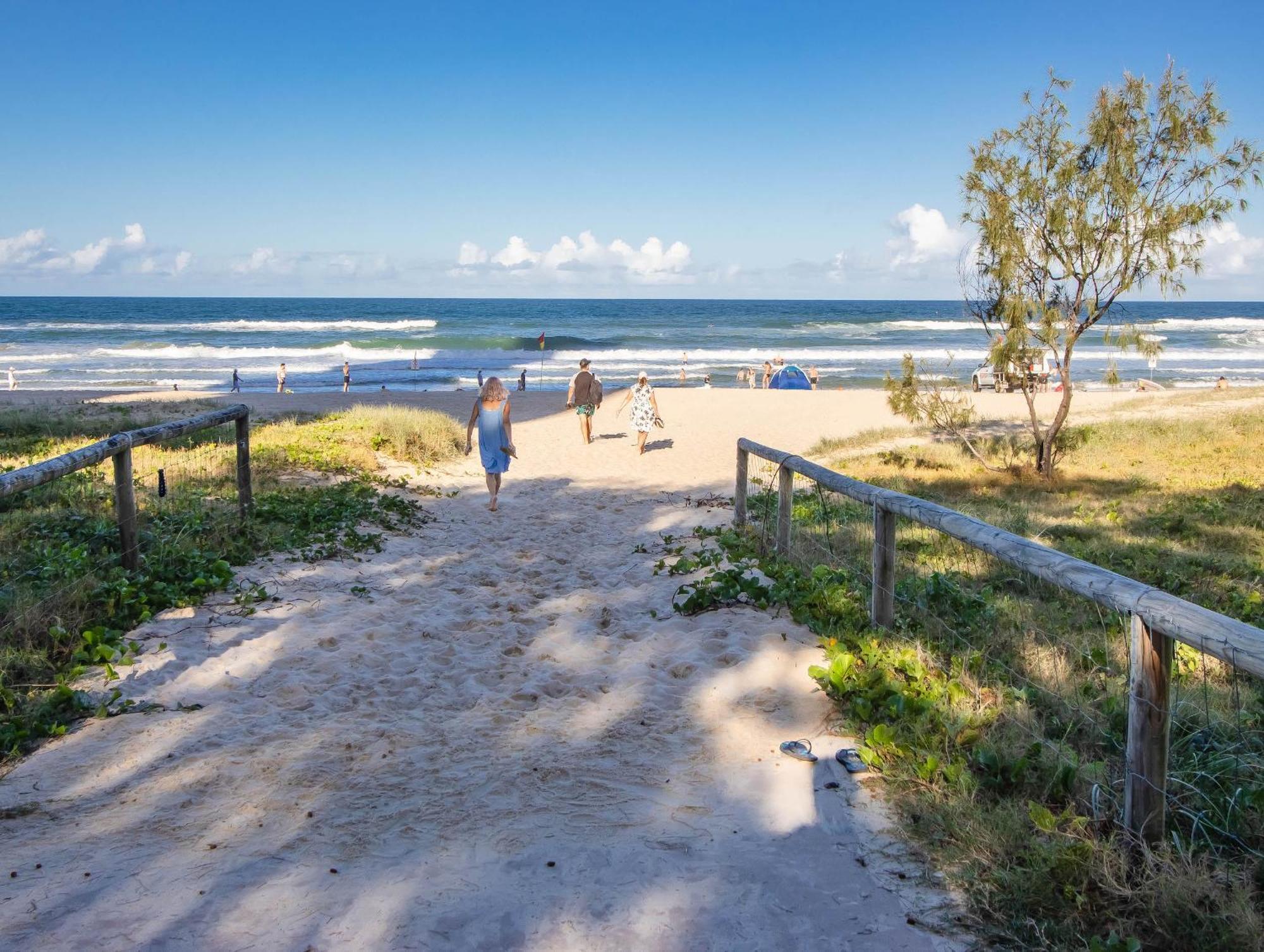 Baronnet Apartments Gold Coast Esterno foto