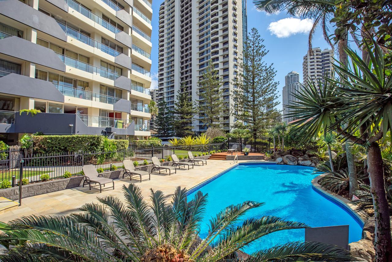 Baronnet Apartments Gold Coast Esterno foto